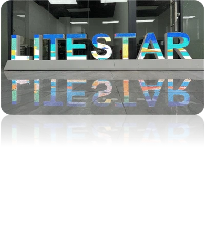 Frei kombinierbare LED-arabische Zahlen/LED-Alphabete/LED-Buchstaben der LLT-Serie mit freistehendem Design und magnetischen Verbindungen für einfache Bewegung und Installation